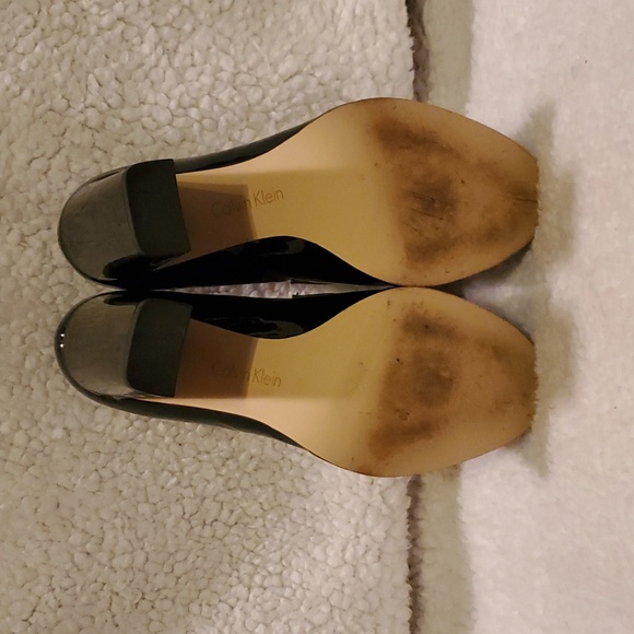 Calvin Klein Glossy Black Heels - Picture 10 of 12